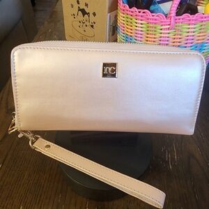 EUC Rachel Cruze wallet